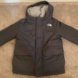 Grey 5T Northface winter jacket